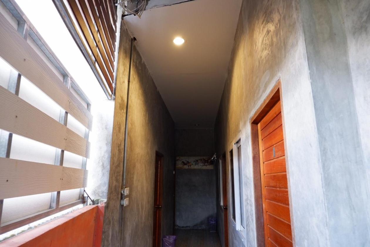 Bigboss Hostel Thong Sala Buitenkant foto